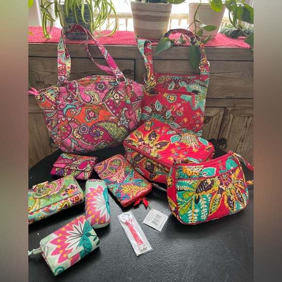 Vera Bradley Colorful Women\'s Bag Set- 10 Piece Bundle